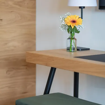 Pflegerbruecke Hotel